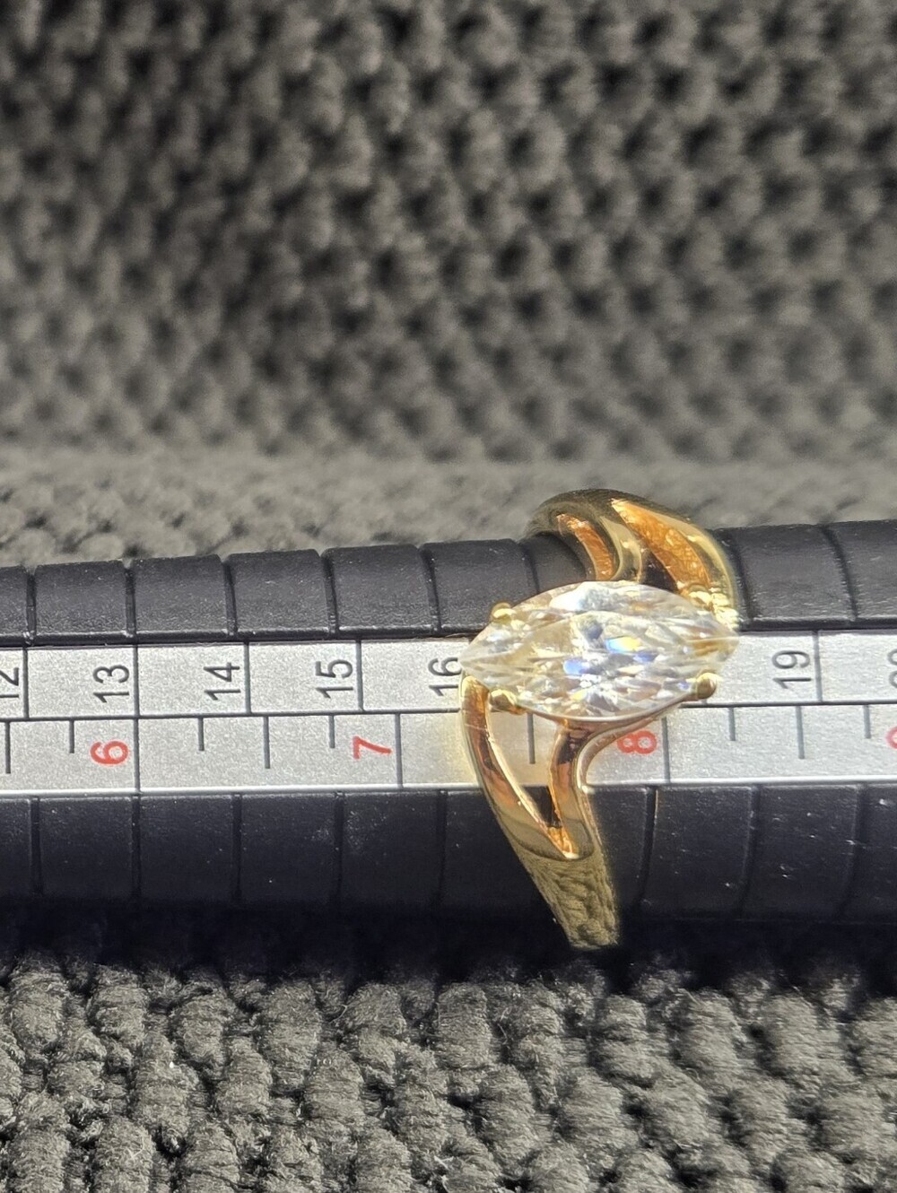 Gold Marquise-Cut Cubic Zirconia Ring - Size 8 - Picture 6 of 8
